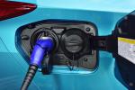 Toyota Prius Plug-in Hybrid 2016 года